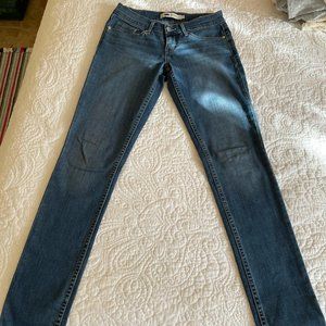 Levi’s 524 low rise skinny jeans